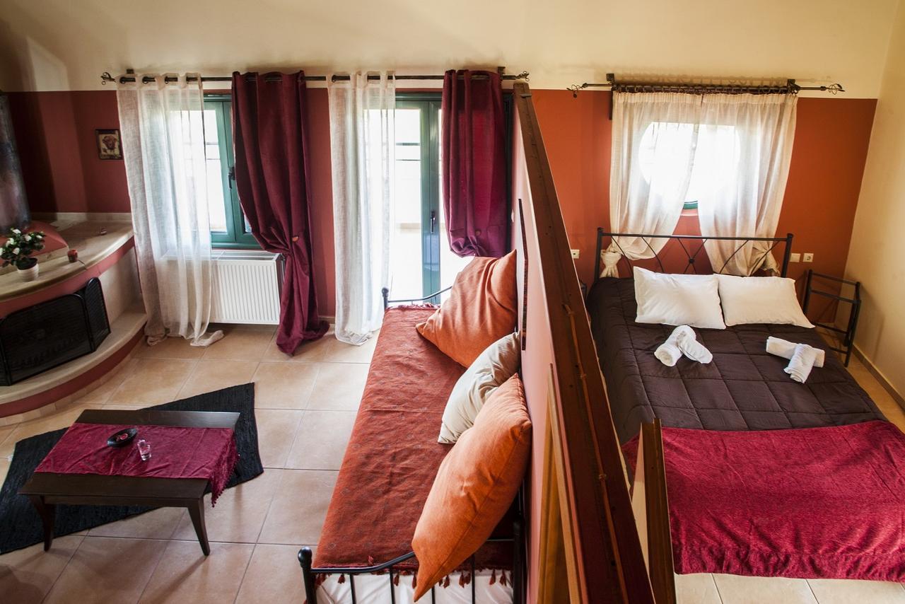 Aparthotel Estate Kares à Tílisos Extérieur photo